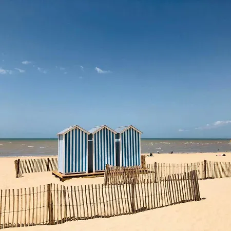 Confort 2 Pièces Pour 4 Pers, Châtelaillon-plage, Parking - Fr-1-706-4
