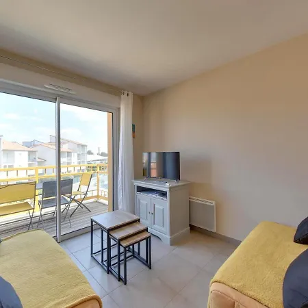 Confort 2 Pièces Pour 4 Pers, Châtelaillon-plage, Parking - Fr-1-706-4 * Châtelaillon-Plage