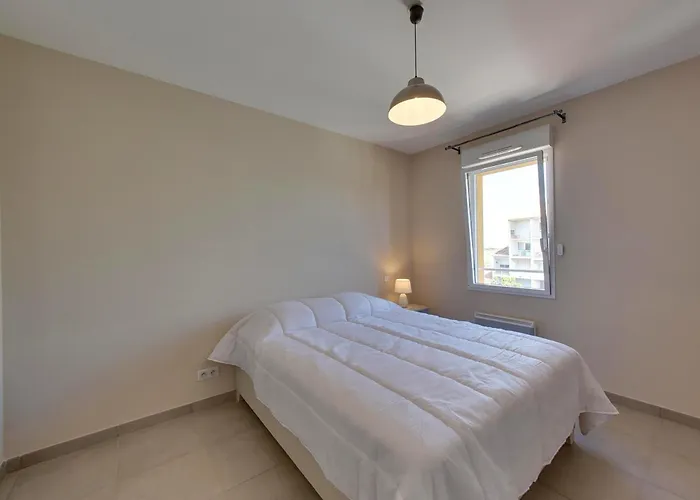 Confort 2 Pieces Pour 4 Pers, Chatelaillon-plage, Parking - Fr-1-706-4 *