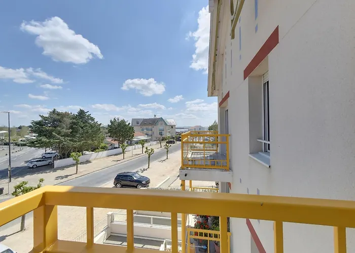 Confort 2 Pieces Pour 4 Pers, Chatelaillon-plage, Parking - Fr-1-706-4 * Chatelaillon-Plage